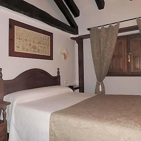 Hotel Maximo Camaleño